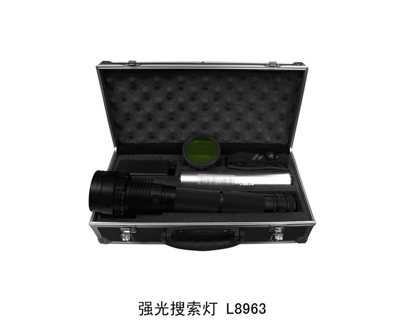 L8963 强光搜索灯