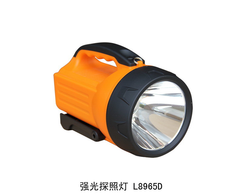 L8965D 强光探照灯
